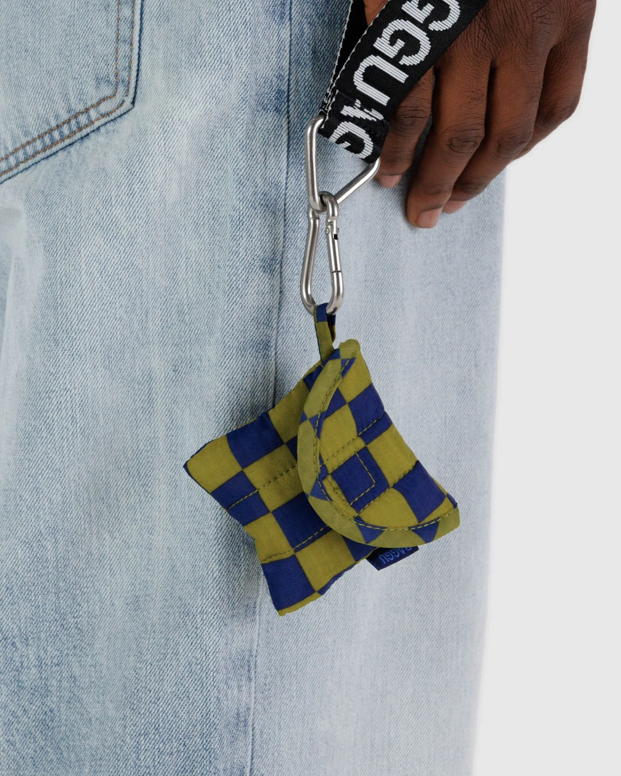 Baggu - Earbud Case - Navy Pear Check