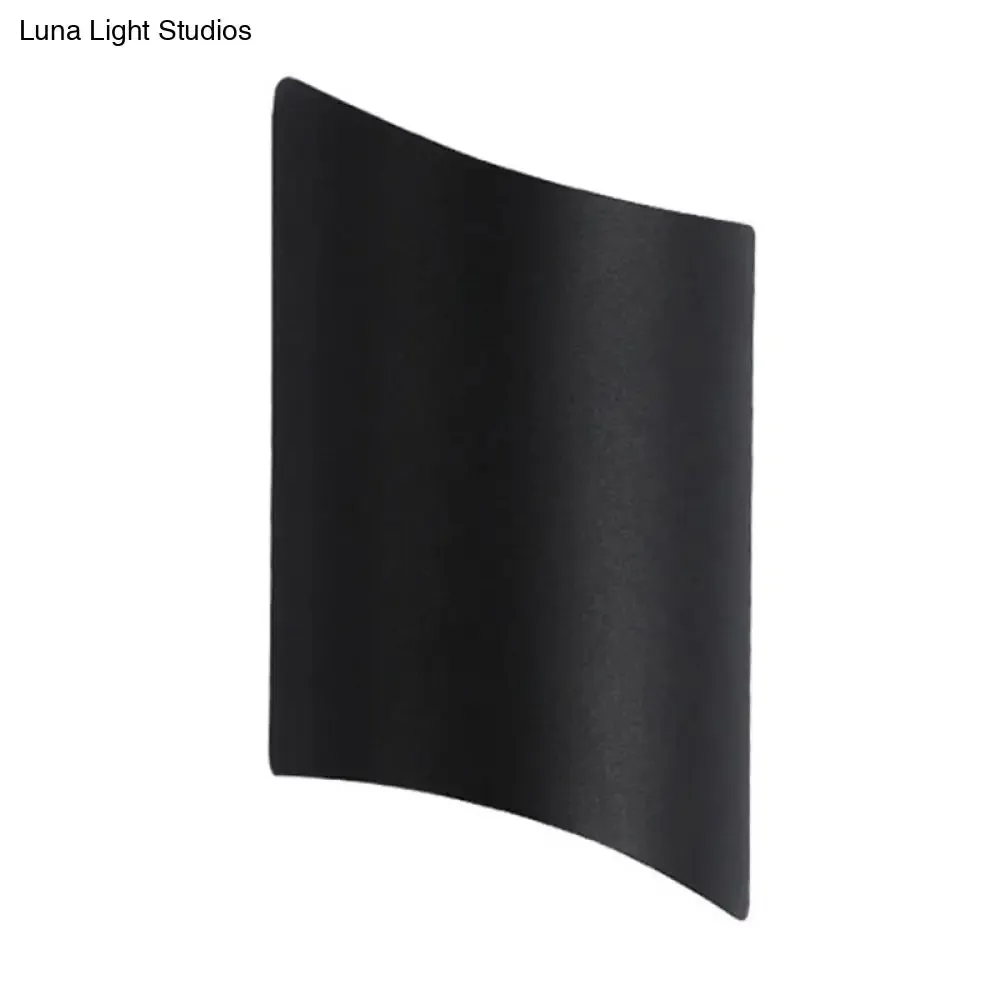 Minimalist 2-Light Black Aluminum Curve Wall Sconce"

Note: It is important to strike a balance between creating an effective SEO-friendly title and providing enough information about the product.